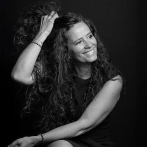 Elise Loubières Elise Loubières - Comédienne